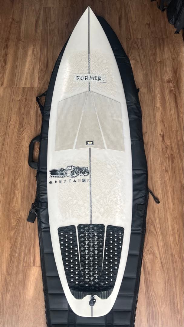 JS MONSTABOX2020 5’9（27.0L）PU デッキパッド付