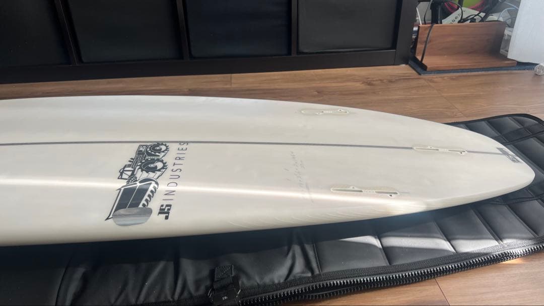 JS MONSTABOX2020 5’9（27.0L）PU デッキパッド付