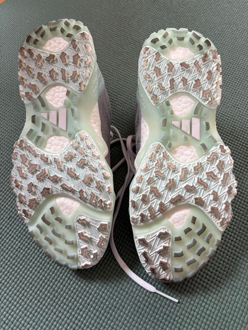 【着用1回美品】レディース ゴルフシューズ コードカオス22 24.0cm