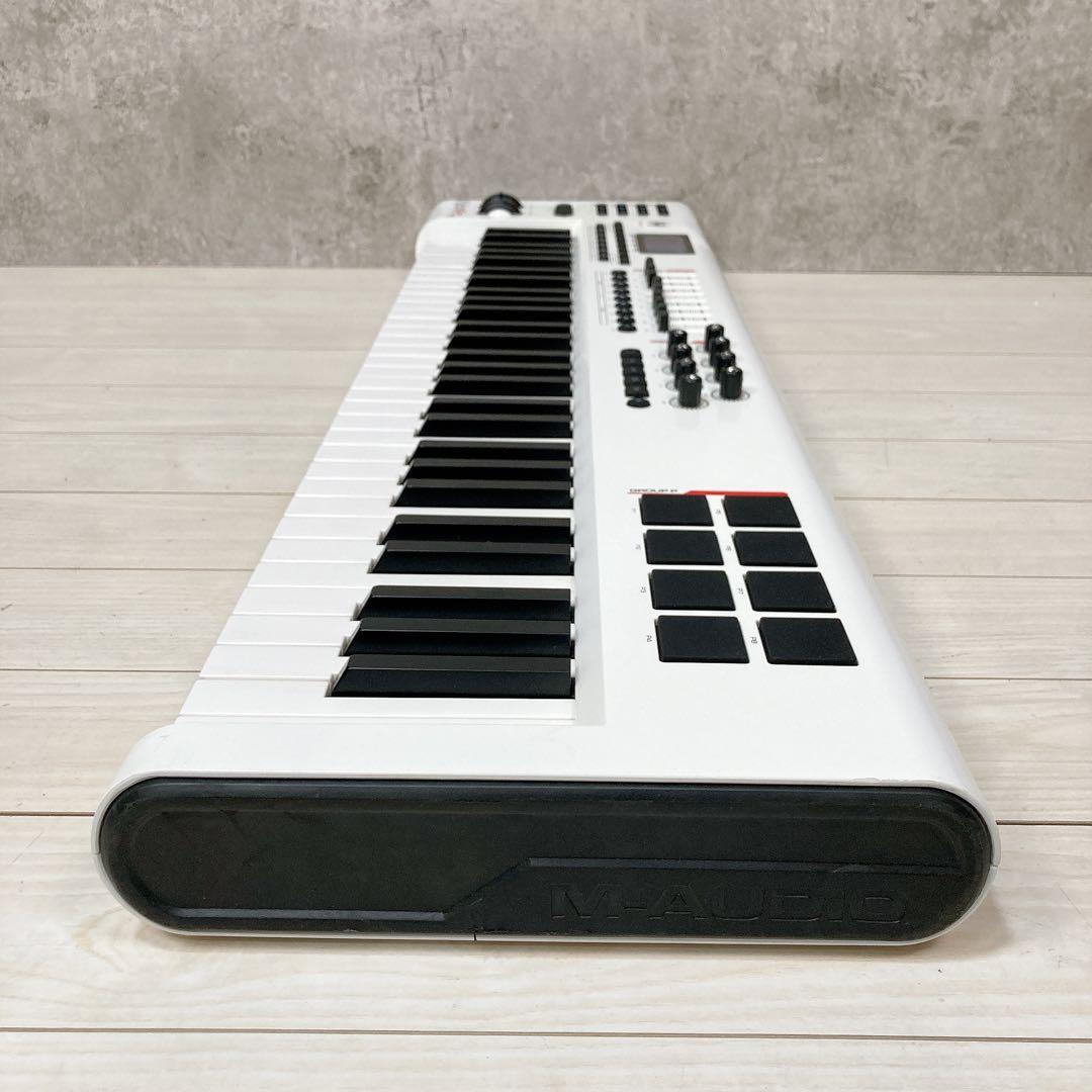 【希少】M-AUDIO 61鍵 MIDIキーボード Axiom Pro 61