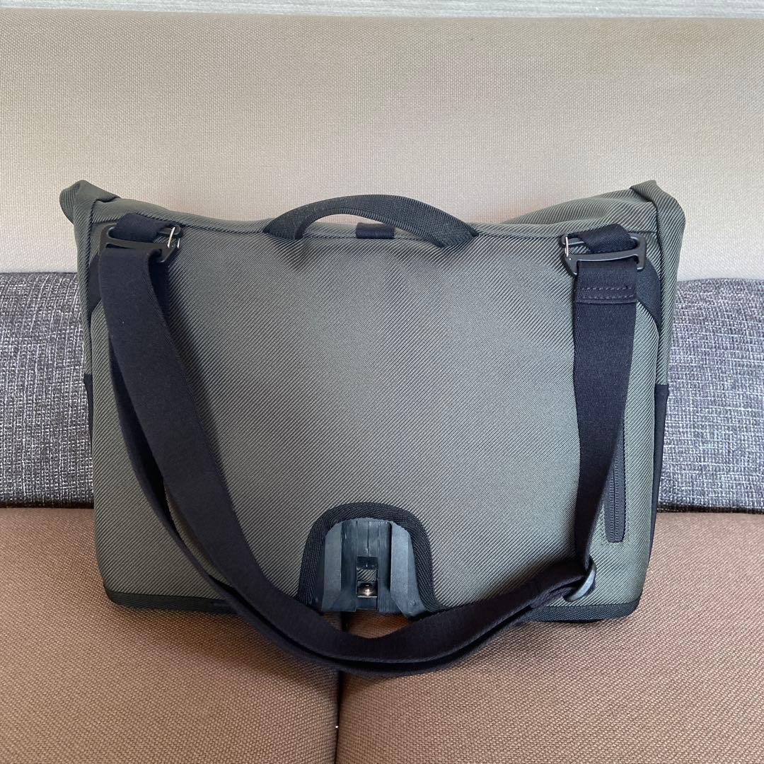 Brompton ブロンプトン BOROUGH BAG 14L モスグリーン