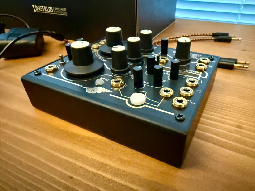 Instruo Seashell モジュラーシンセサイザー