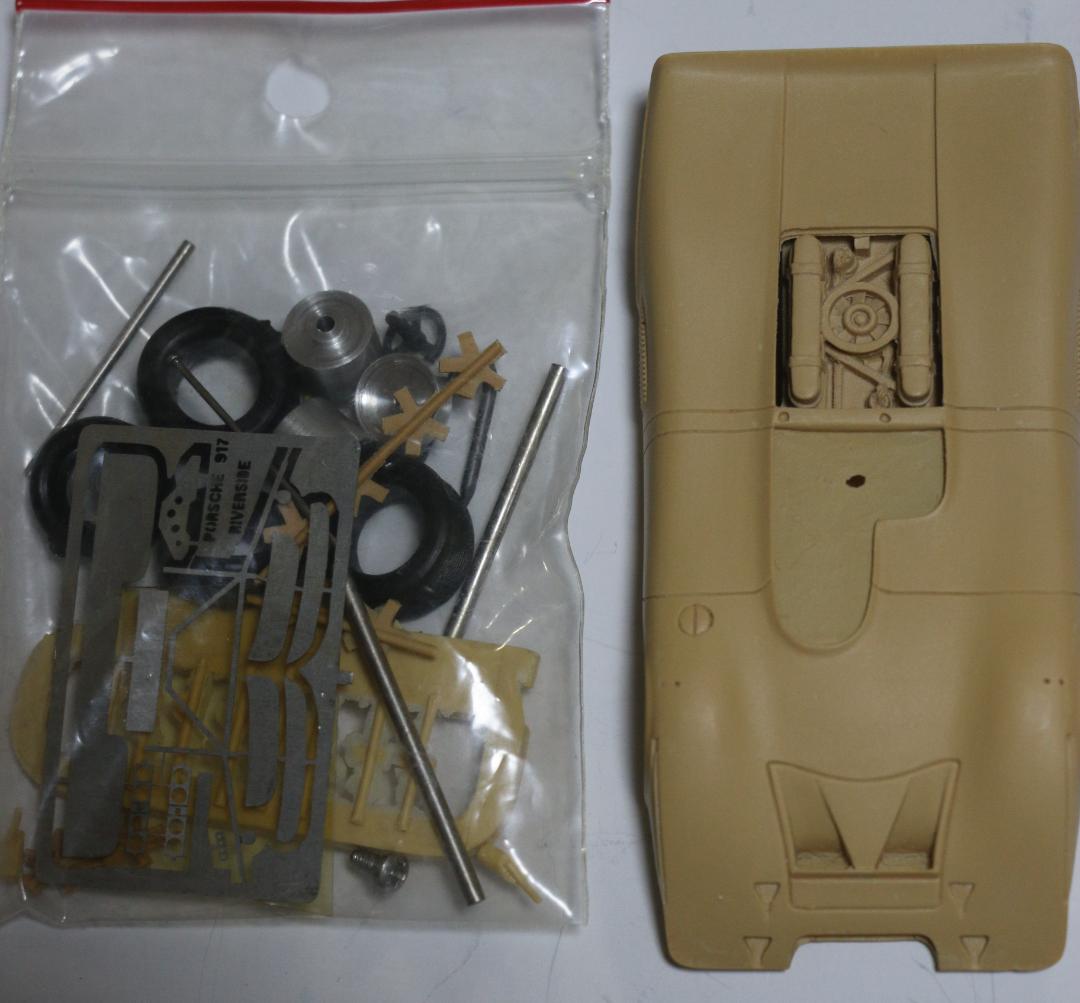 プロバンスムラージュ（仏）製ポルシェ９１７PA　レジン・メタル組立キット１／４３