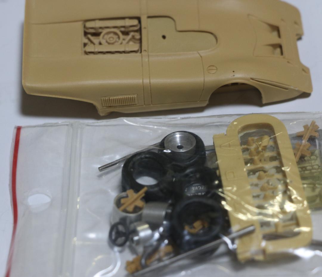 プロバンスムラージュ（仏）製ポルシェ９１７PA　レジン・メタル組立キット１／４３