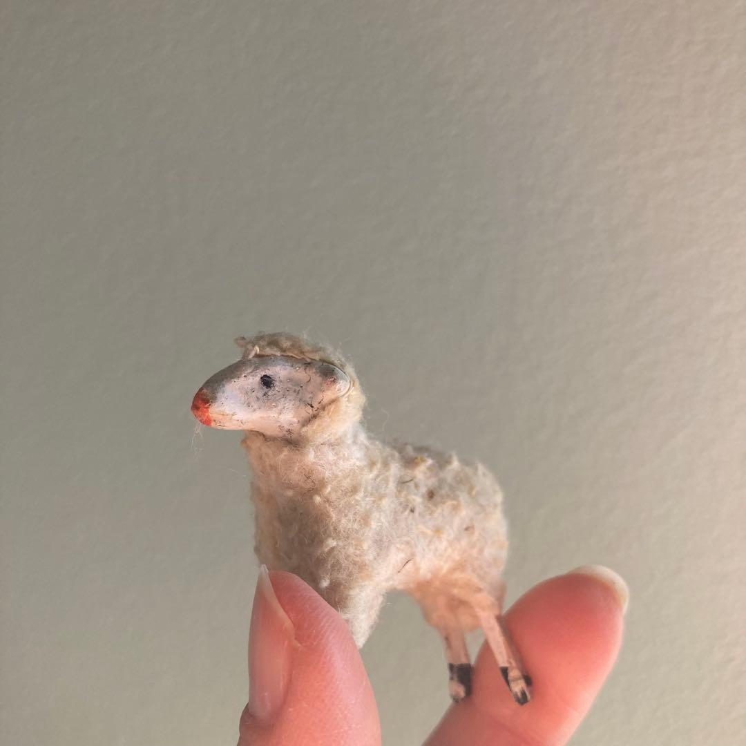 【希少】ドイツアンティーク　儚げな羊さん　A