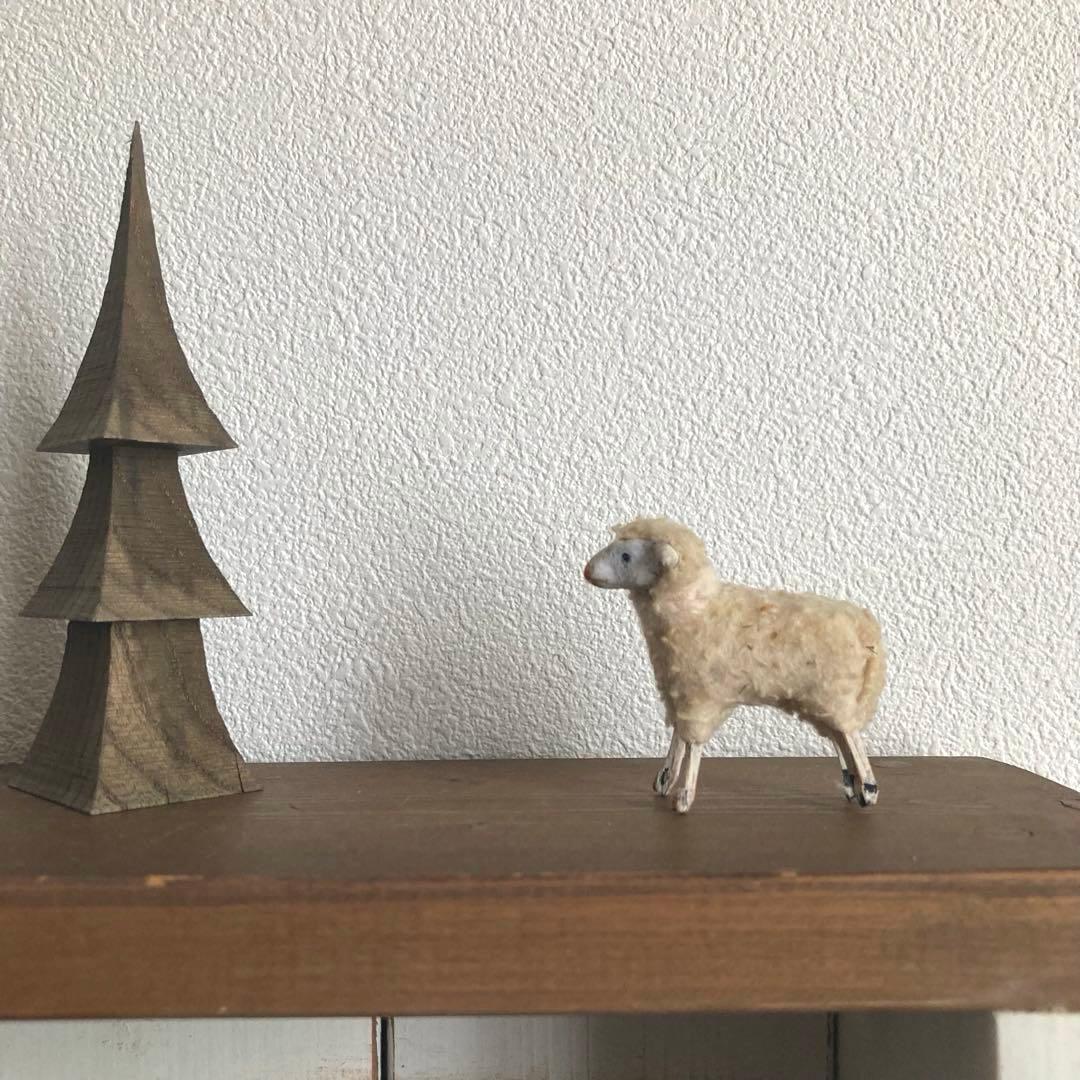 【希少】ドイツアンティーク　儚げな羊さん　A