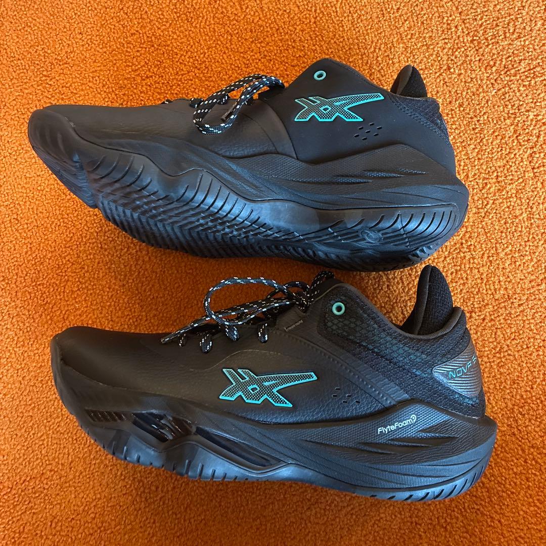 新品未使用ASICS NOVA SURGE LOW26.5 cmアシックスバスケ