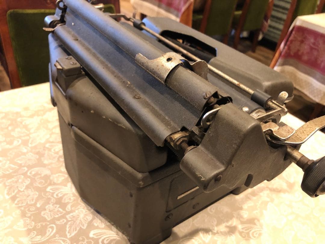 希少品❗️イギリス製　インペリアル　タイプライター　モデル60 アンティーク