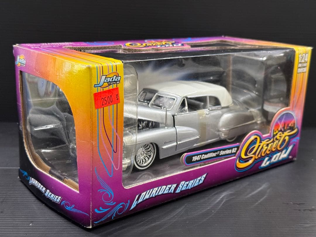 【1947年】キャデラック　ローライダー(新品)【 1/24スケール】JADA