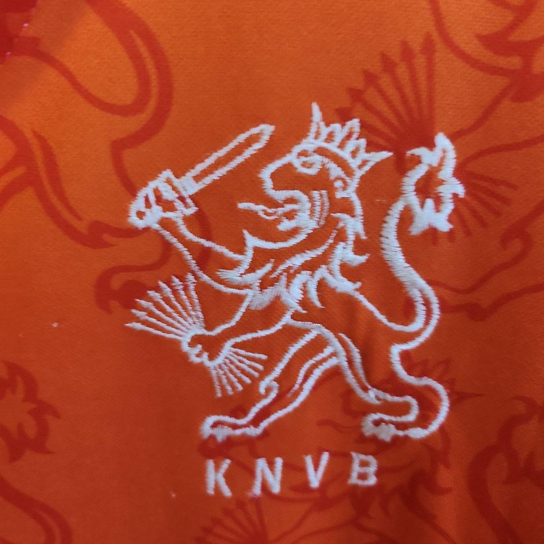 ベルカンプユニフォーム　lotto社製