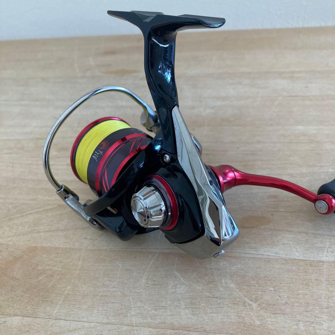 ダイワ 18月下美人 MX LT2000S-P スピニングリール