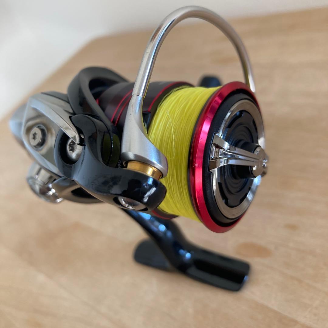 ダイワ 18月下美人 MX LT2000S-P スピニングリール