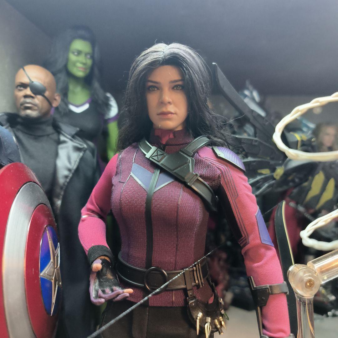 ホットトイズ　ホークアイ　ケイトビショップ　カスタマイズ品