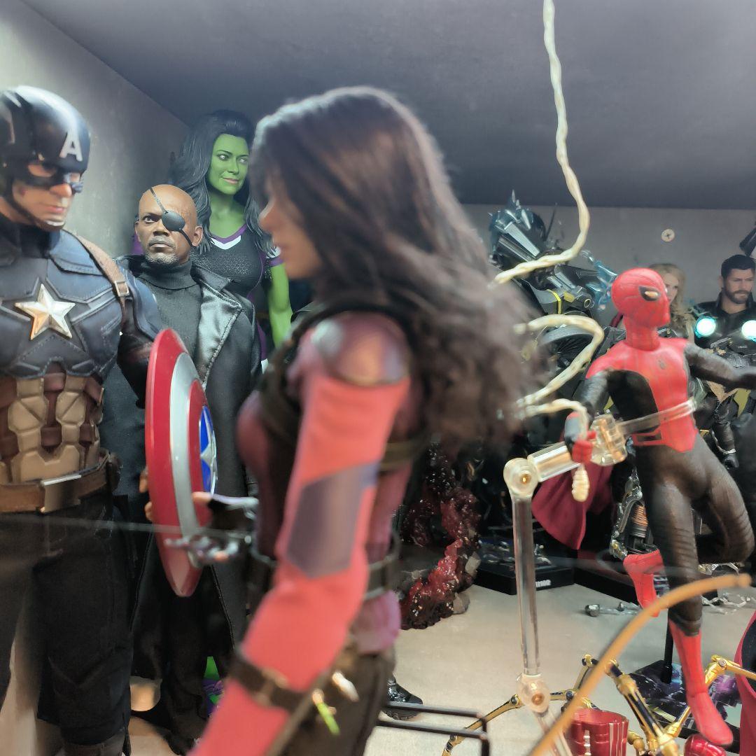 ホットトイズ　ホークアイ　ケイトビショップ　カスタマイズ品