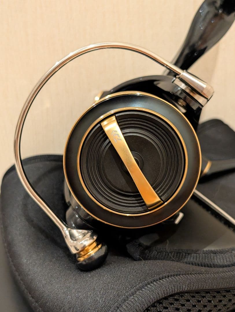 23 ソルティガ 6000-p 美品