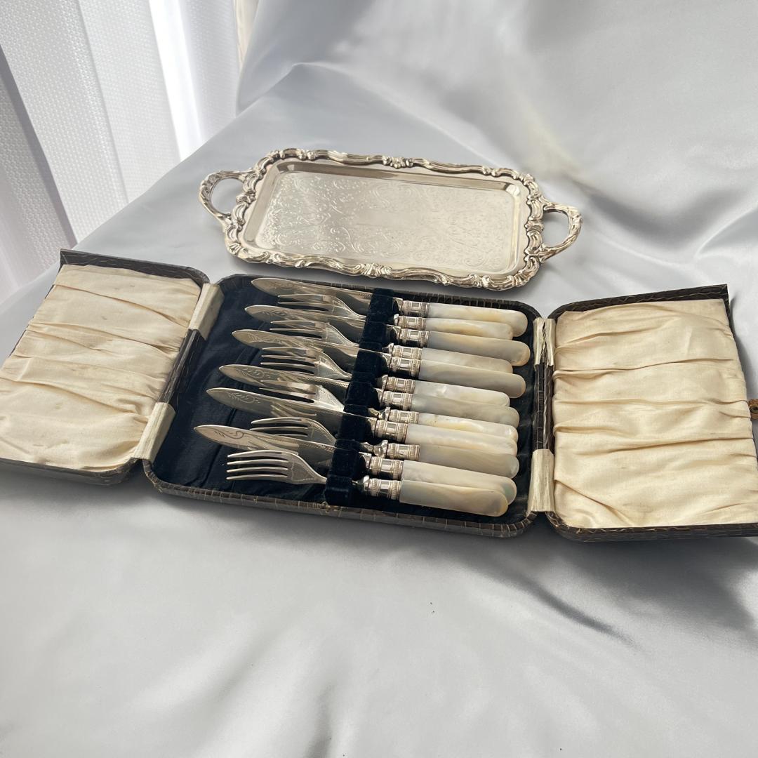 【英国 】【白蝶貝】ビクトリアン デザートセット12本 マザーオブパール ケース