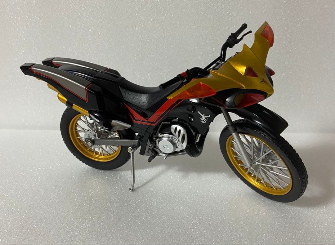 フィギュアーツ クウガ アメイジングマイティ ビートチェイサー2000 発光頭部