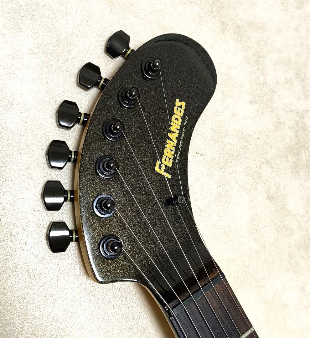 【美品】ZO-3 芸達者 MB アンプ内蔵ミニギター 専用ケース付