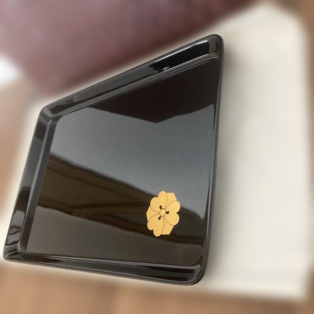 漆器　うるし　天然木　本金紋付　【新品】