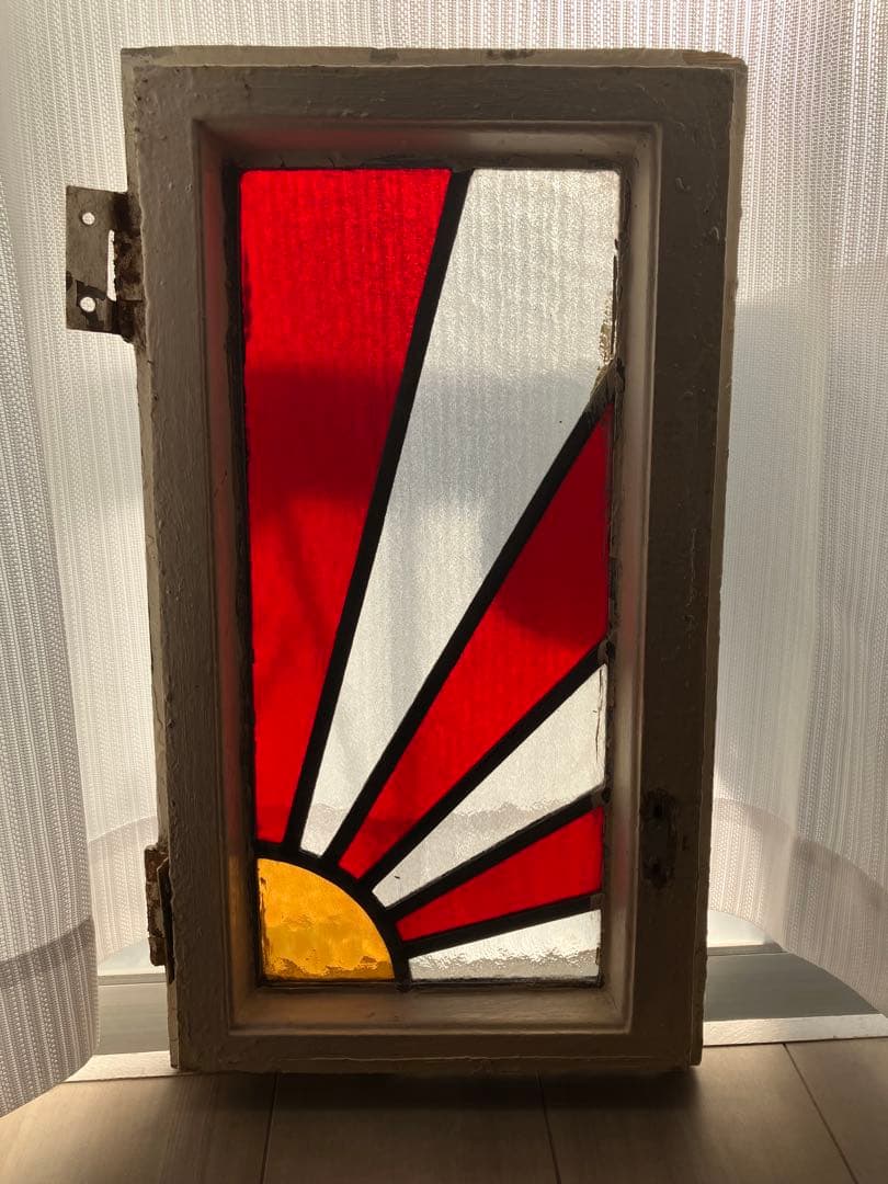 英国製アンティーク・ステンドグラス ― 木製窓枠付き ―