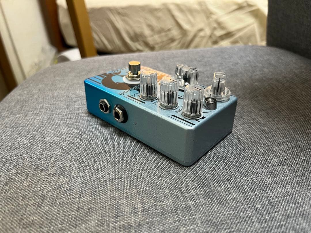 Vivie Dolphin Deverb ギターエフェクター