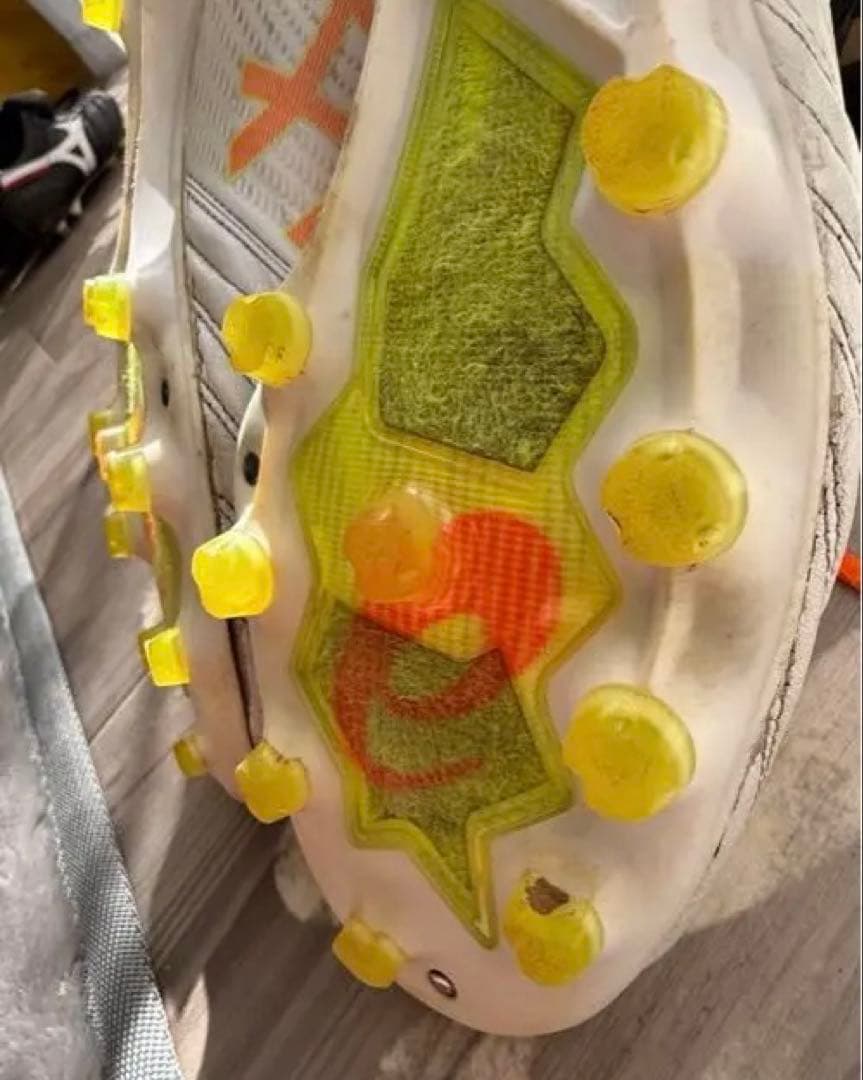 asicsサッカースパイクDS LIGHT X-FLY PRO 2