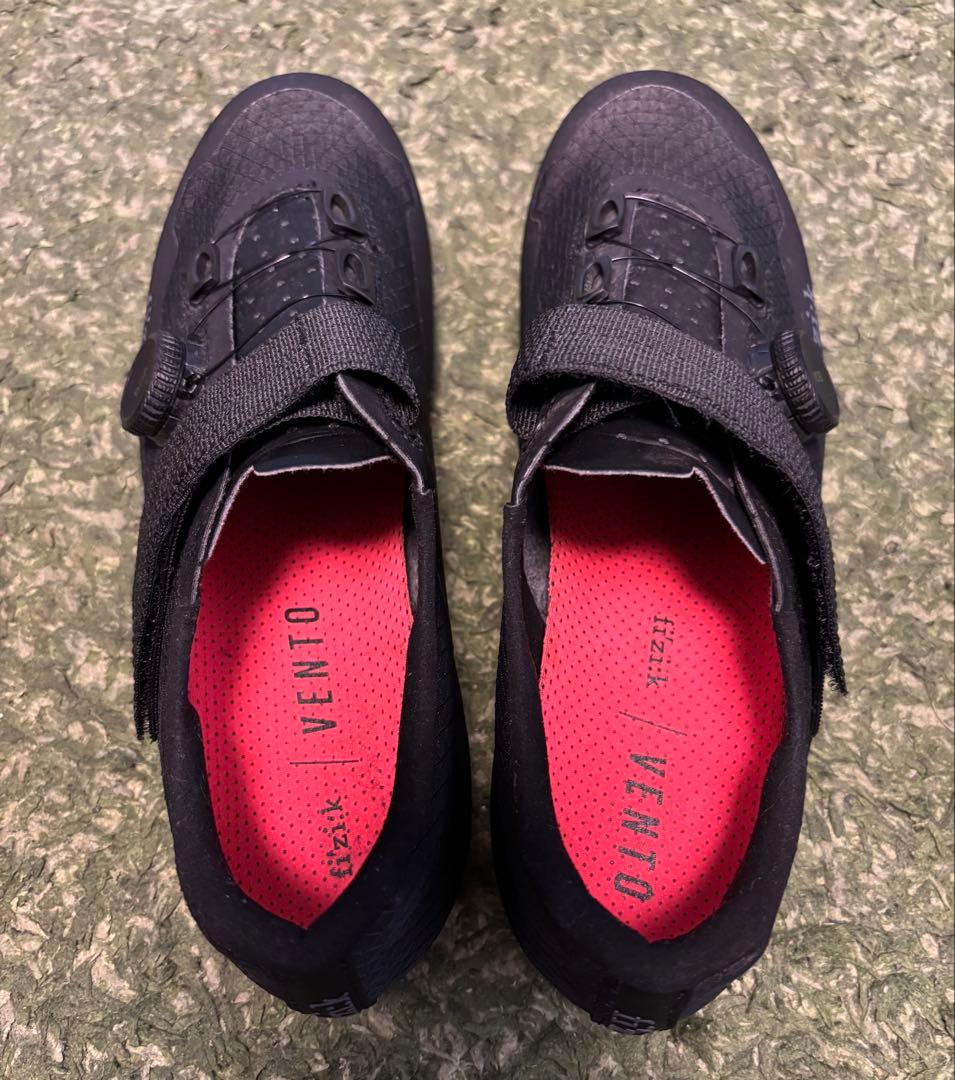 フィジーク FEROX CARBON ブラック シューズ