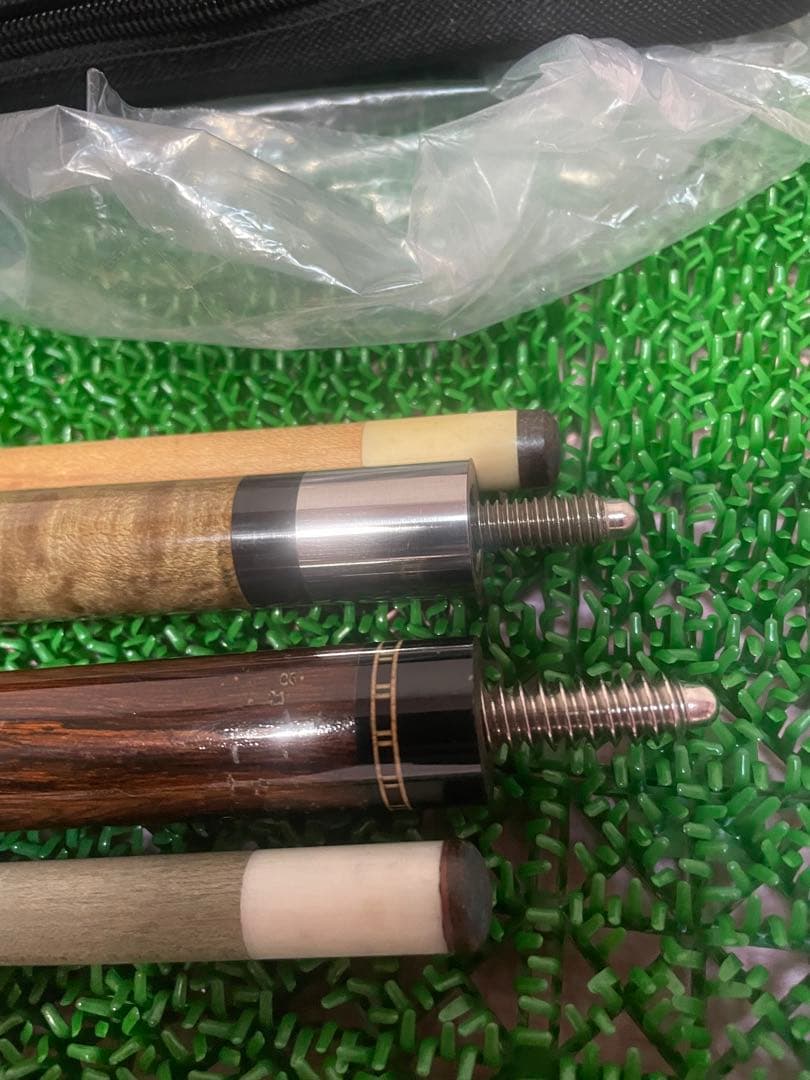 ビリヤードキューとケース‼️