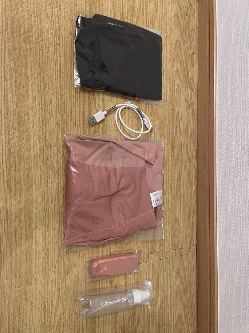 シックスパッド ヒップフィット+専用コントローラー/SIXPAD Hip Fit