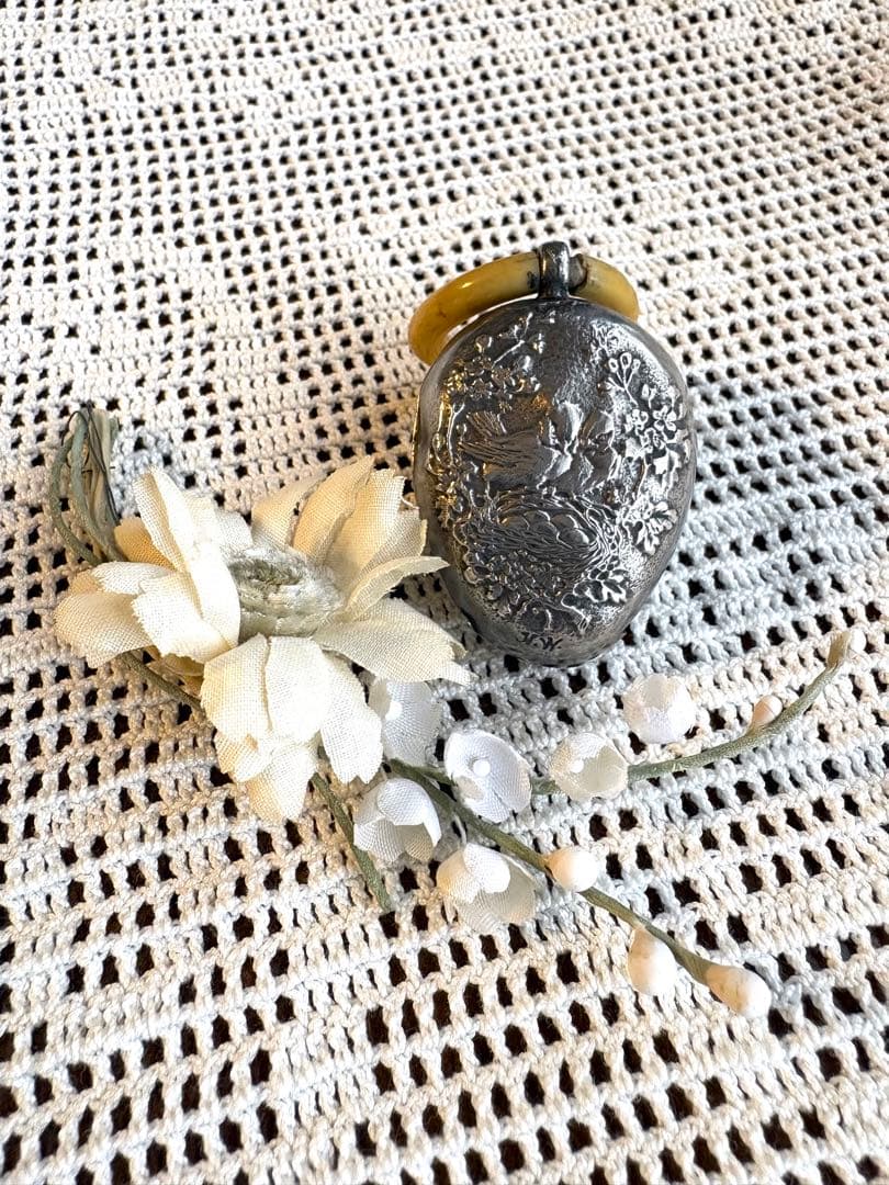 ♡レア　ベルギーアンティーク　可愛い小鳥の巣　ベビーラトル　ガラガラ　シルバー