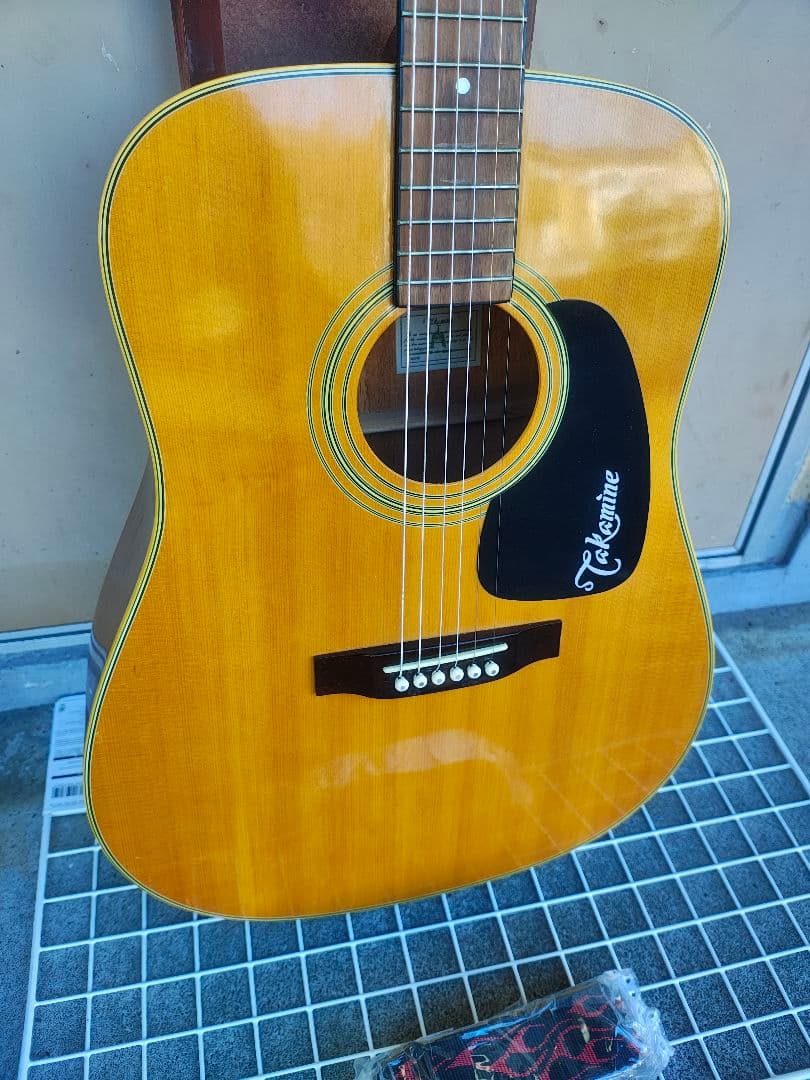 美品 Takamine 200シリーズ(？)NA 型番不明 PU付きエレアコ