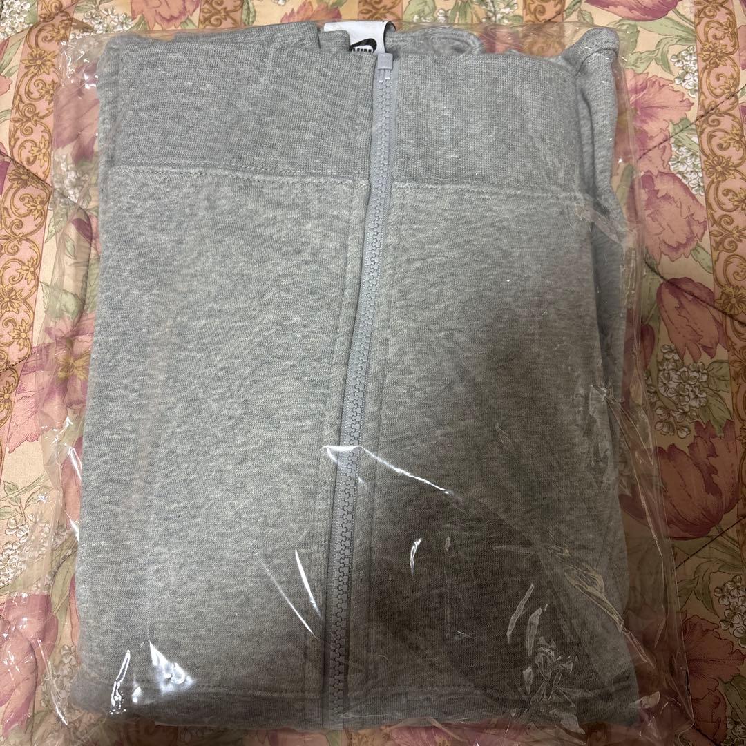 【新品・未開封】浦和レッズ グレー ジップアップパーカー Ｌ