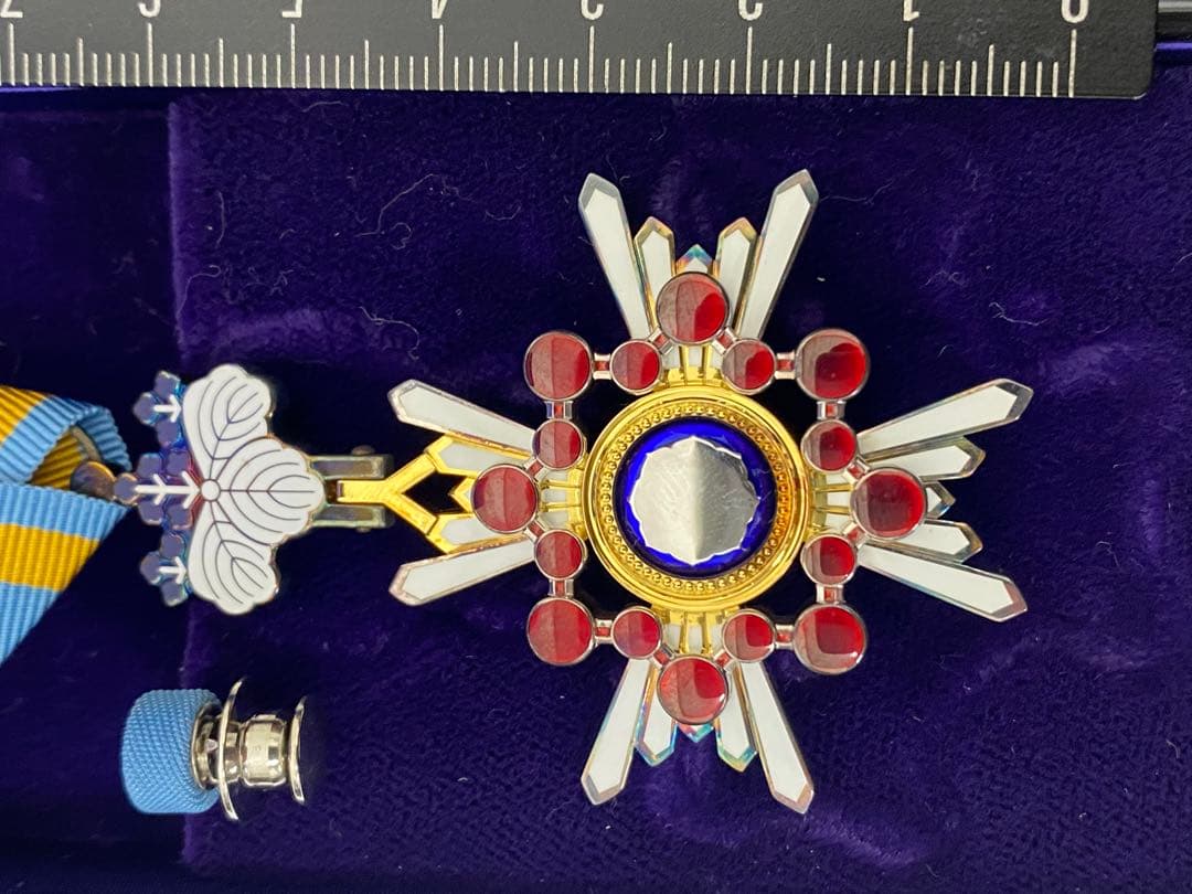 3-3080 勲章 徽章 褒章 バッジ 瑞宝双光章 ケース付き