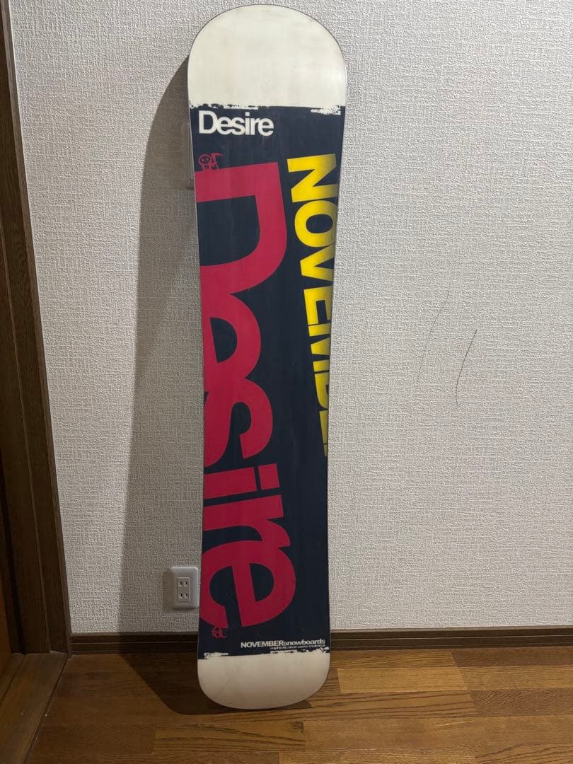 November Desire ノベンバー　スノーボード　148cm デザイア