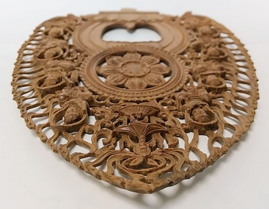 光背(3寸坐像用)#417透し彫 奏楽飛天 宝塔 ◆白檀 木彫 仏像付属品