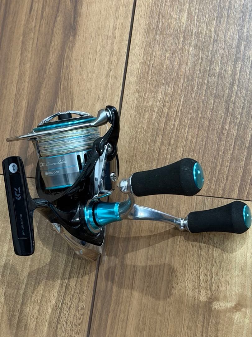 ダイワエメラルダスリール　ハンドル　PE付き