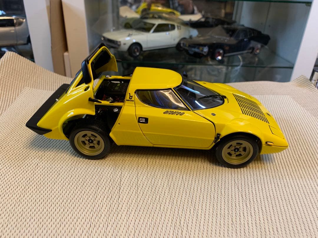 京商 1/18 ランチャストラトス HF