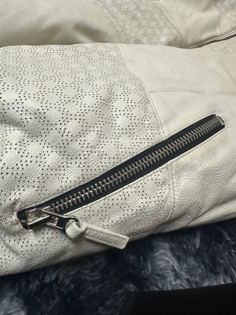 希少　686 レザースノーボードウェア　ホワイト