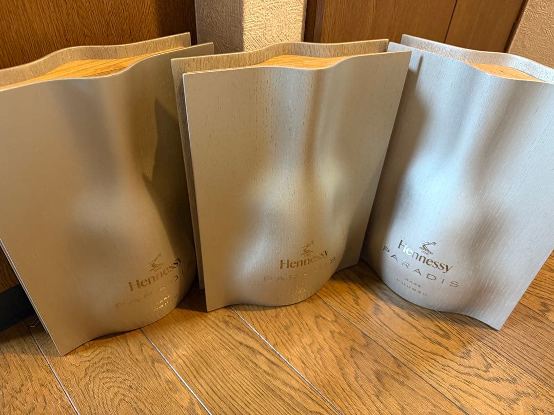 Hennessy Paradis木箱付き空瓶3本セット