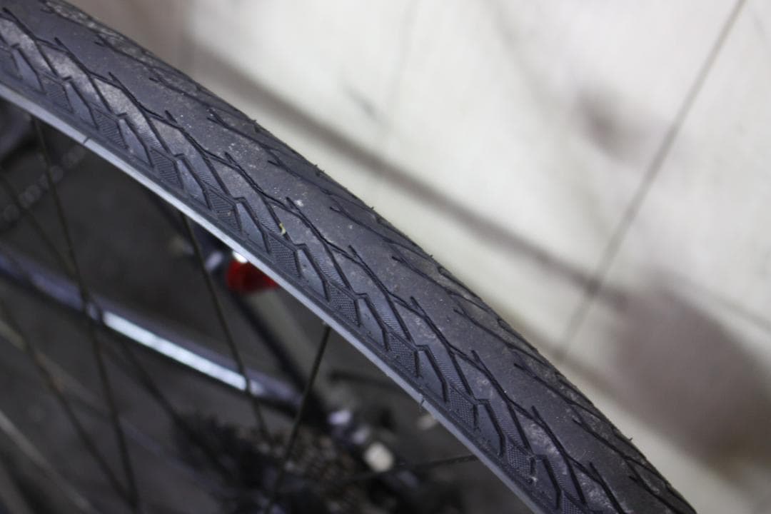 GIANT ESCAPE R3 700C アルミ 24速 500mm クロス