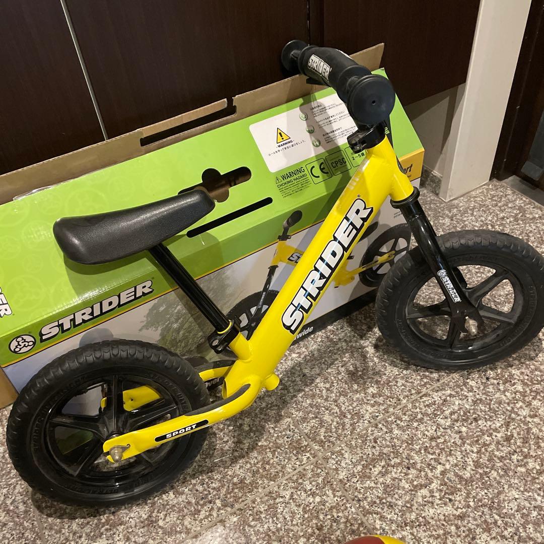 2 STRIDER ストライダー　バランスバイク　スポーツモデル　イエロー