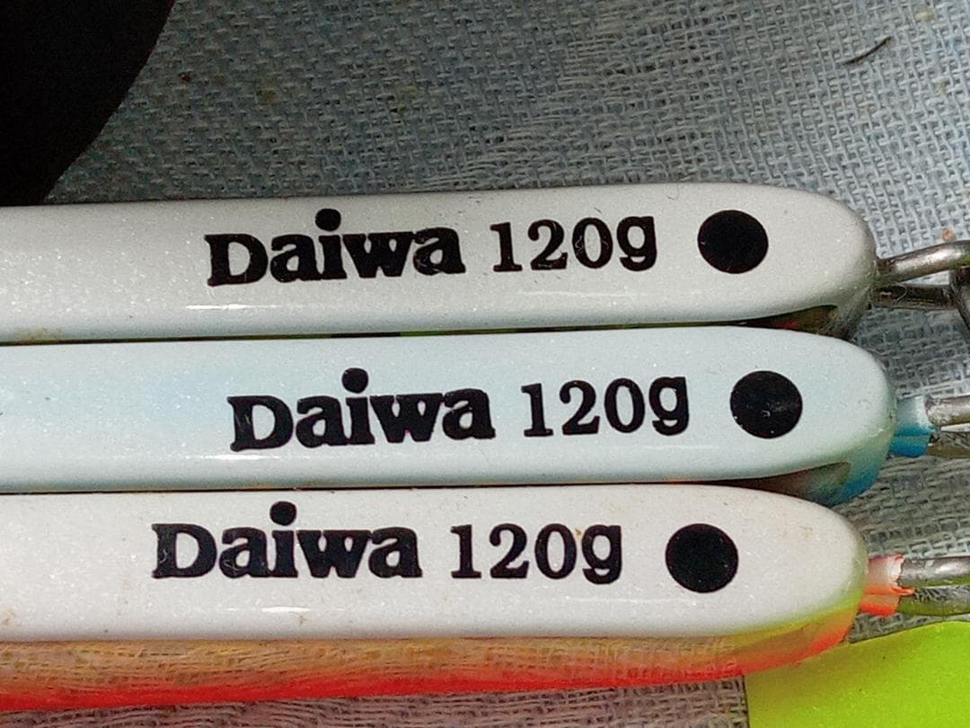 メタルジグ まとめ売り 大量 100点以上 80〜150g ダイワ ブリス 等