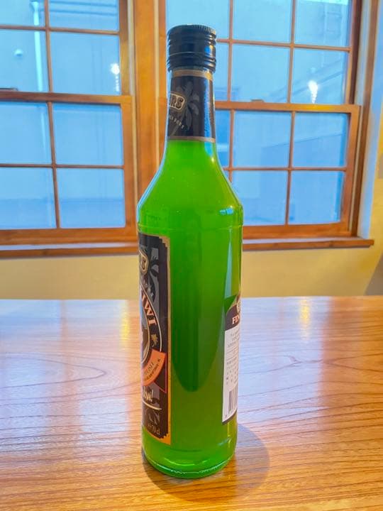 激レア　入手困難リキュール　サーファーズ　ファイネスト　キウイ　オリジナルラベル