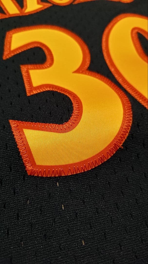 【NBA Mitchell & Ness】カリー ウォリアーズ ジャージ 30