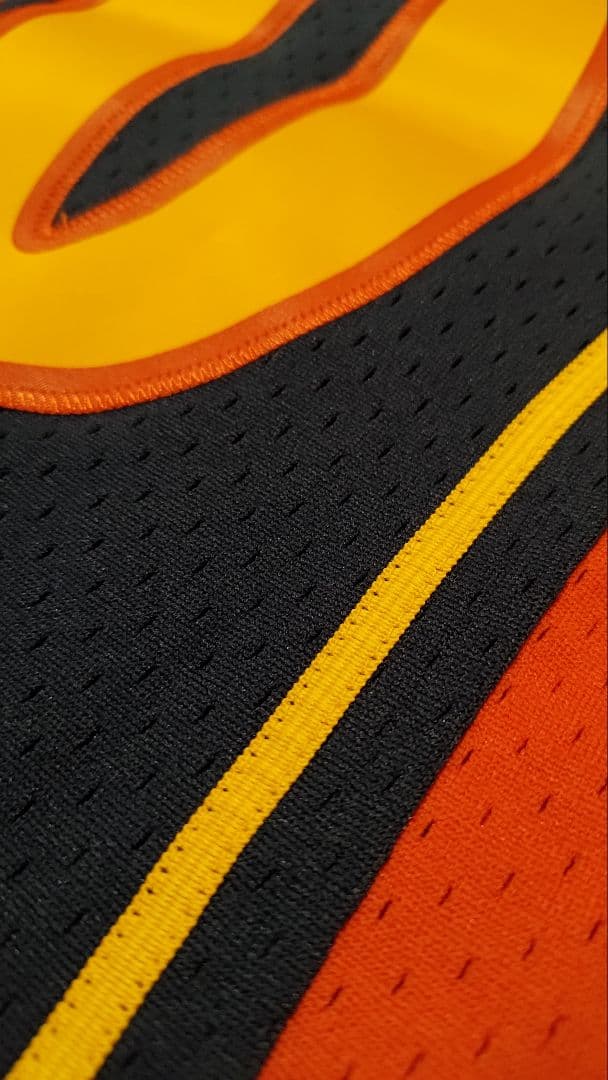 【NBA Mitchell & Ness】カリー ウォリアーズ ジャージ 30