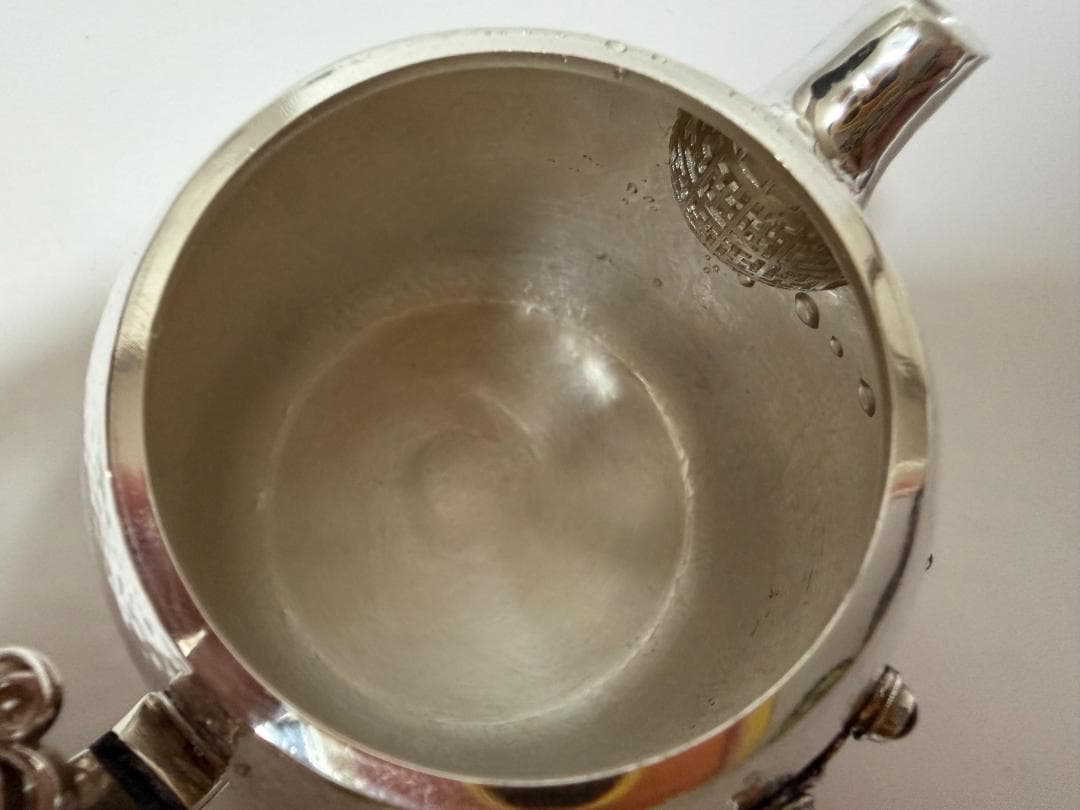 純銀製 蝶文様 色石付き 急須 銀瓶 煎茶道具