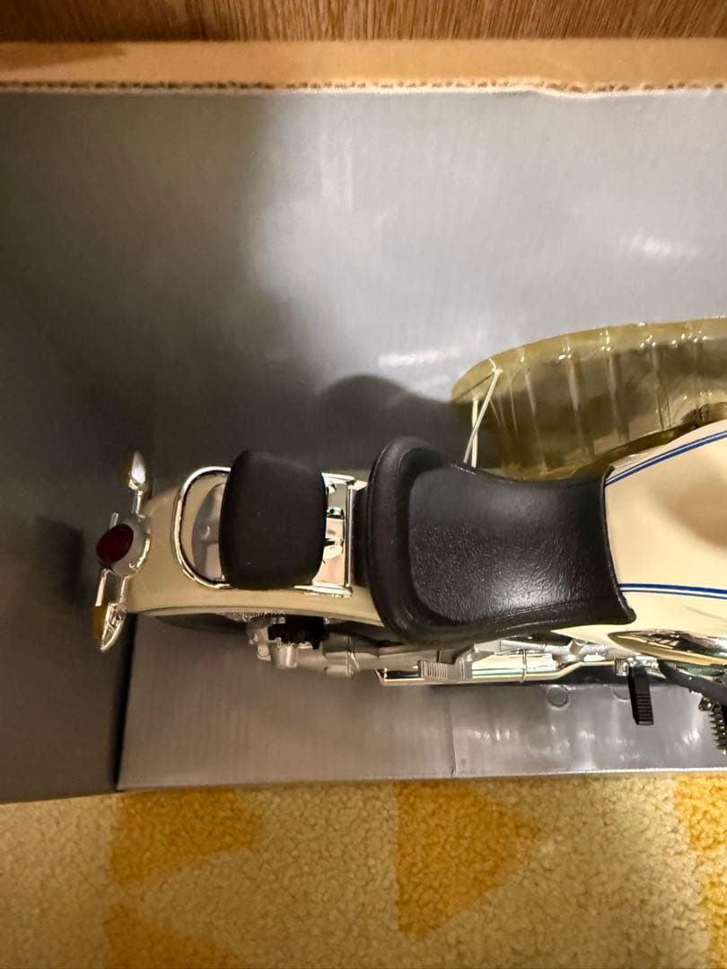 【RoadRider】 R1200C NewRay 1/6スケール