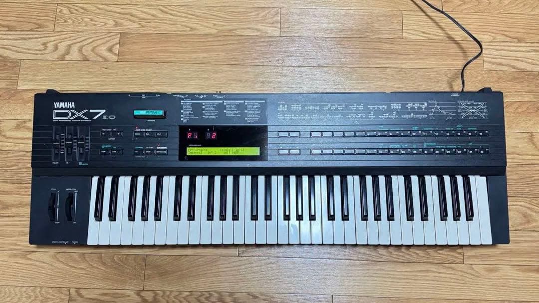 【値下げ中】YAMAHA DX7 IID シンセサイザー