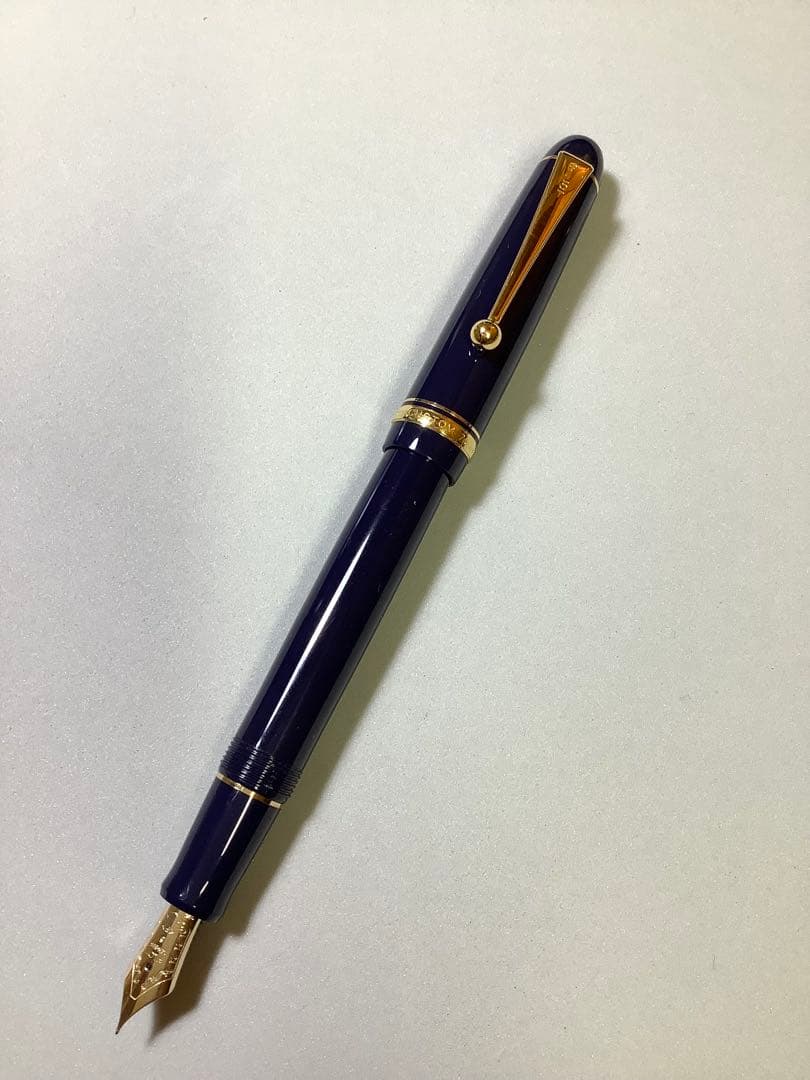 パイロットの万年筆　カスタム74　ダークブルー　ペン種: F（細字）