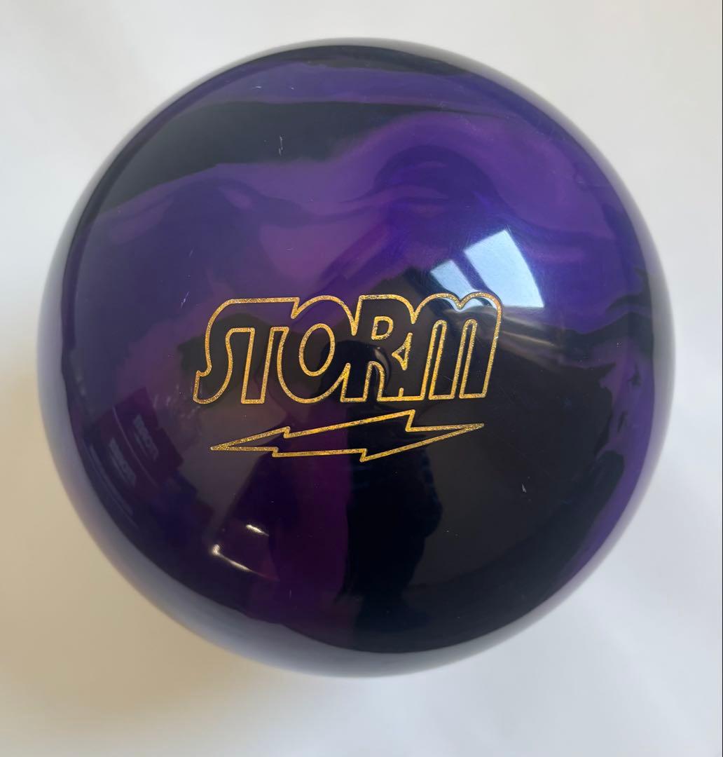 ストーム ロックオン ボウリングボール 15.2ポンド プラグ済